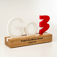 Load image into Gallery viewer, Ideal for corporate events, leadership awards, and business recognition