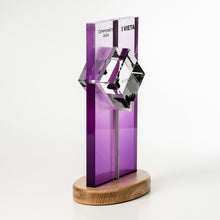 Load image into Gallery viewer, Premium Dice Chess Trophy