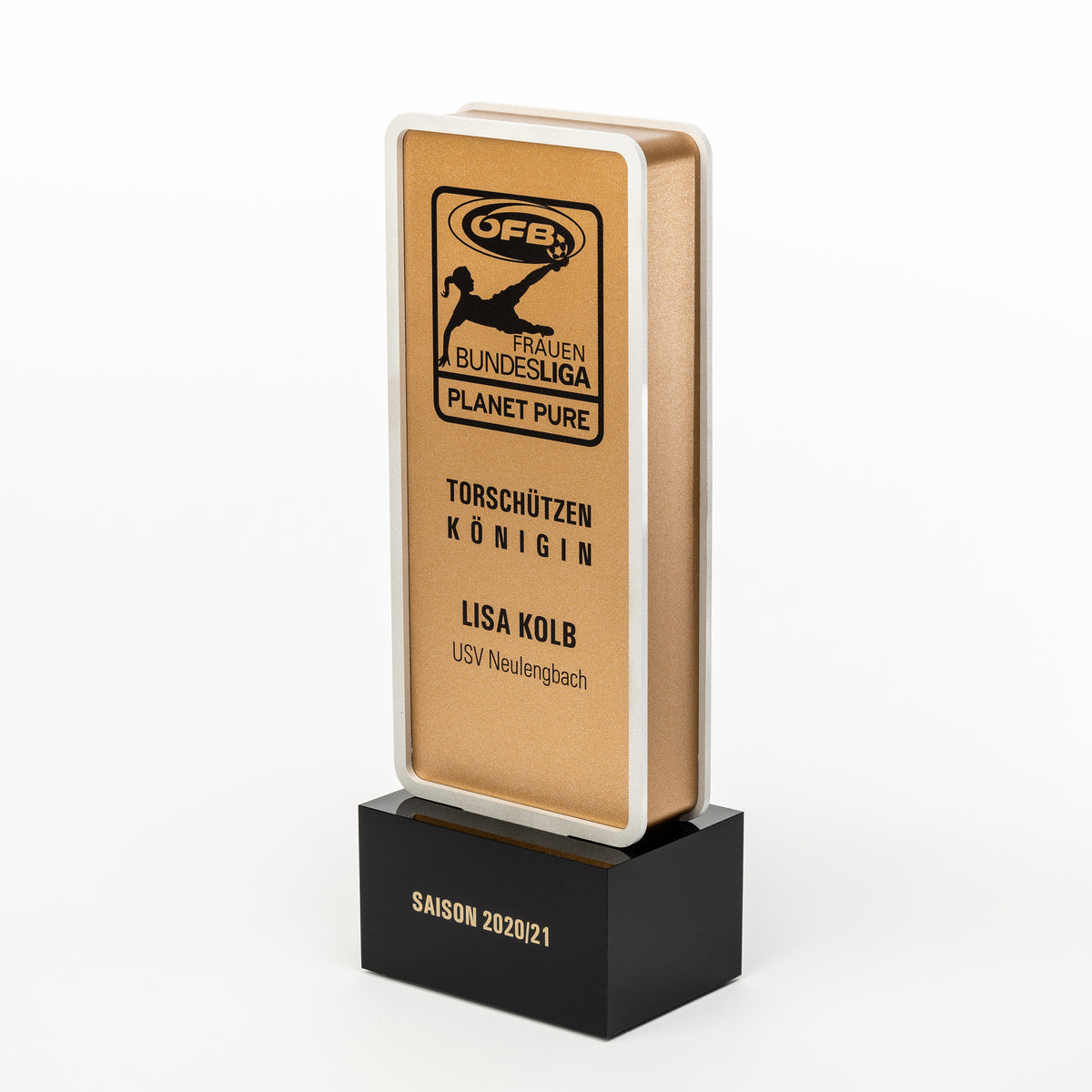 Custom sports trophy – AWARDS & MEDAL STUDIO