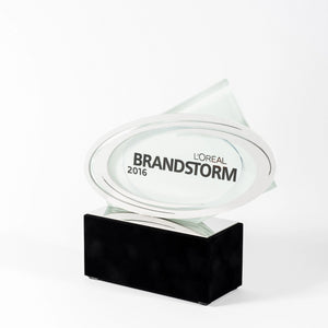 Loreal custom glass silver polished aluminium award_Awards and medal studio 1