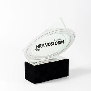 Loreal custom glass silver polished aluminium award_Awards and medal studio 2