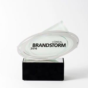 Loreal custom glass silver polished aluminium award_Awards and medal studio